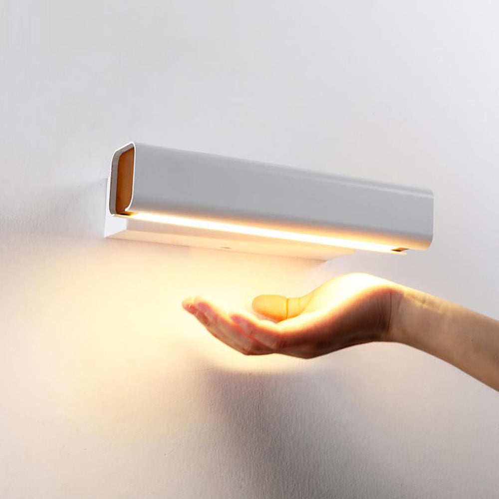 Veyra — Ambient Wall Lamp