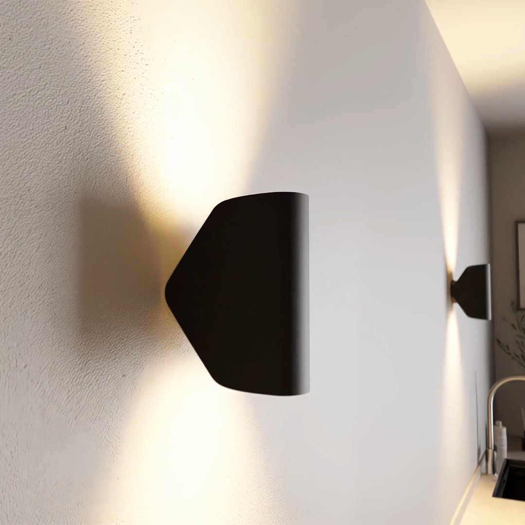 Aster — Adjustable Wall Lamp