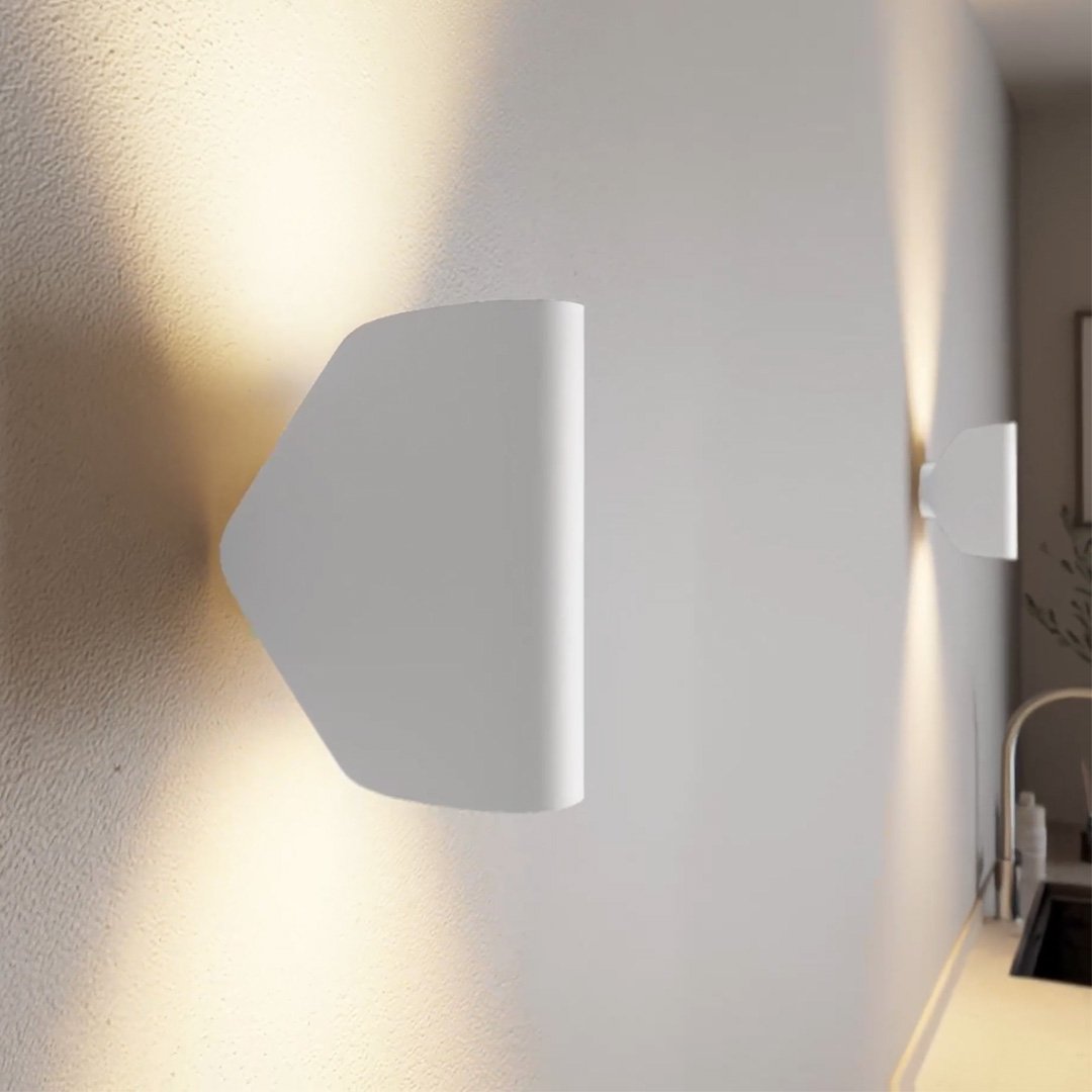 Aster — Adjustable Wall Lamp