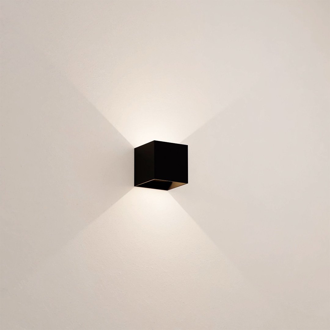 Seris — Modern Adjustable Wall Lamp